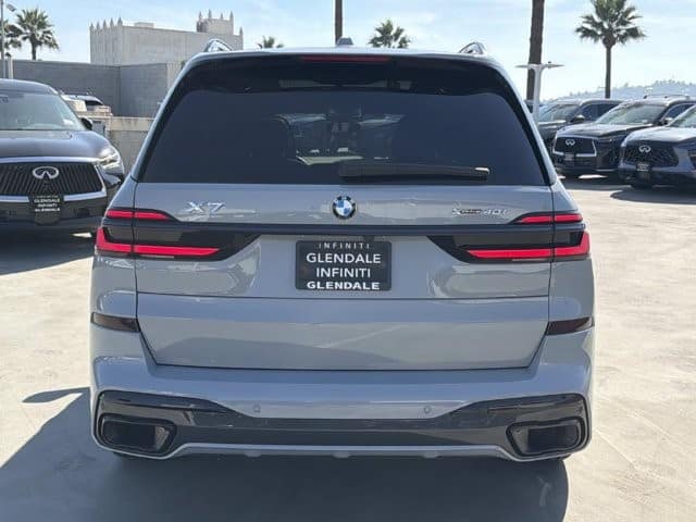2024 BMW X7 xDrive40i xDrive40i Sports Activity Vehicle Intercooled Turbo Gas/Electric I-6 3.0 L/183 [4]