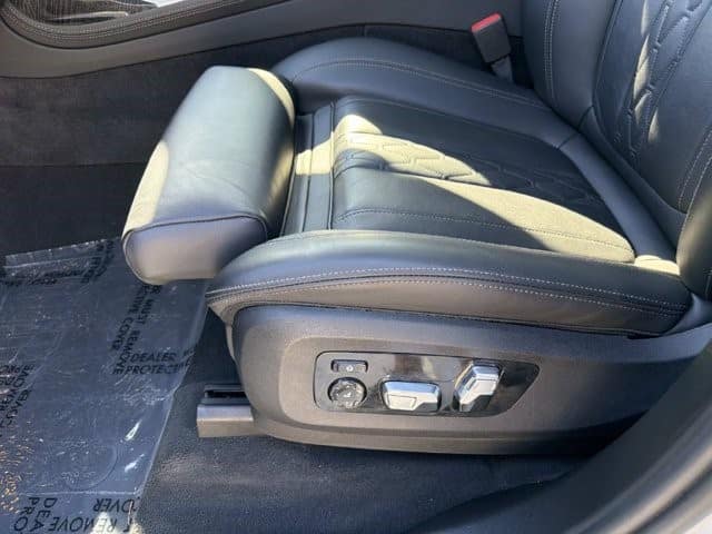 2024 BMW X7 xDrive40i xDrive40i Sports Activity Vehicle Intercooled Turbo Gas/Electric I-6 3.0 L/183 [17]