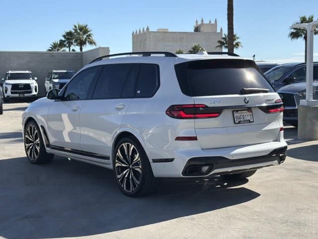 2024 BMW X7 xDrive40i xDrive40i Sports Activity Vehicle Intercooled Turbo Gas/Electric I-6 3.0 L/183 [3]