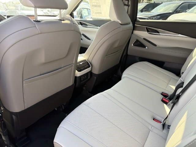 2027 INFINITI QX60 LUXE LUXE FWD Intercooled Turbo Premium Gasoline I-4 2.0 L/122 [10]